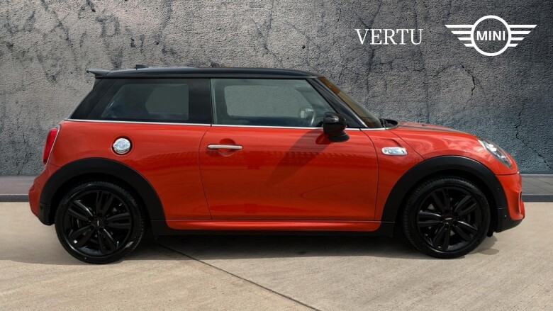 MINI Hatchback 2.0 Cooper S Sport II 3dr Auto Petrol Hatchback